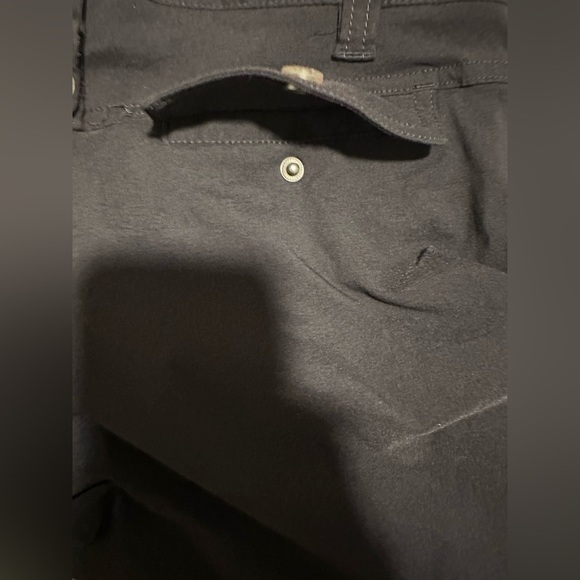 Athleta Black Women's Dipper Bermuda Shorts - Picture 12 of 16